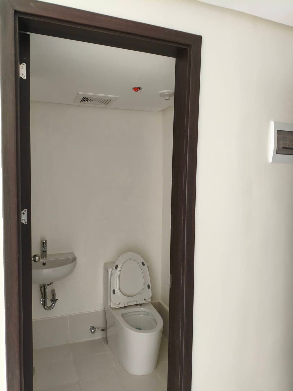 Brand new Condo for rent near PUP and LRT2 V. Mapa. Never pa na tirhan. - photo 1