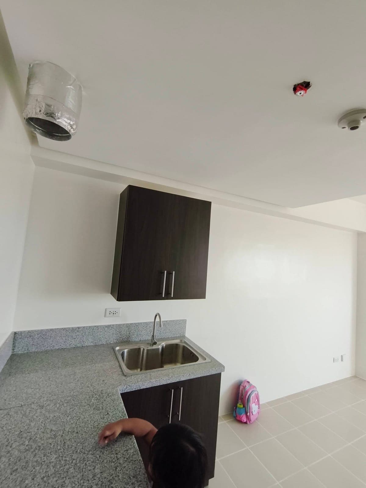 Brand new Condo for rent near PUP and LRT2 V. Mapa. Never pa na tirhan. - photo 18