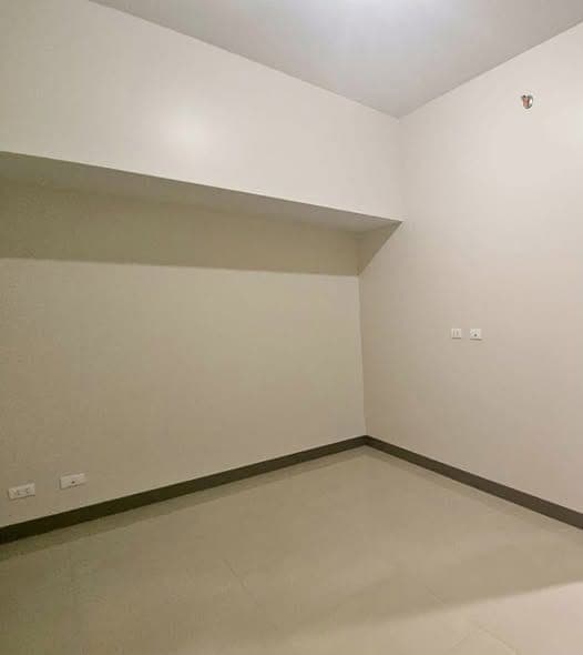 For Lease: Bare 1 Bedroom Unit at Park McKinley West, BGC - photo 2