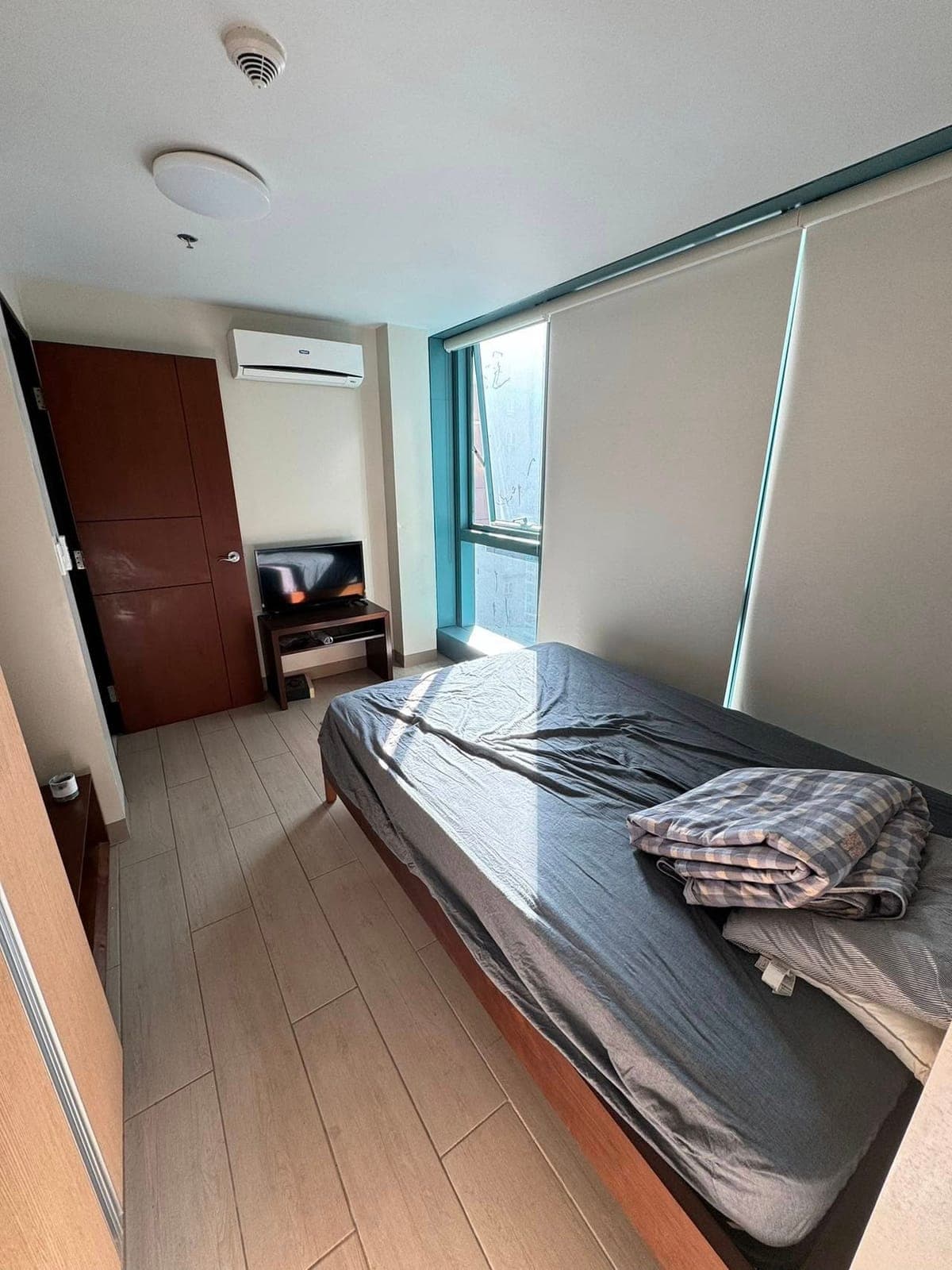 📍One Uptown Residence 2BR for Rent - photo 1