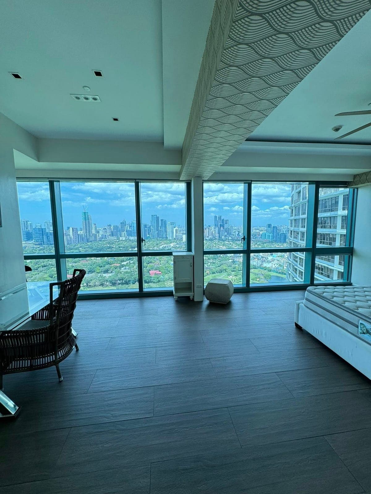 📍8 Forbestown Road - 2BR for Rent - photo 3