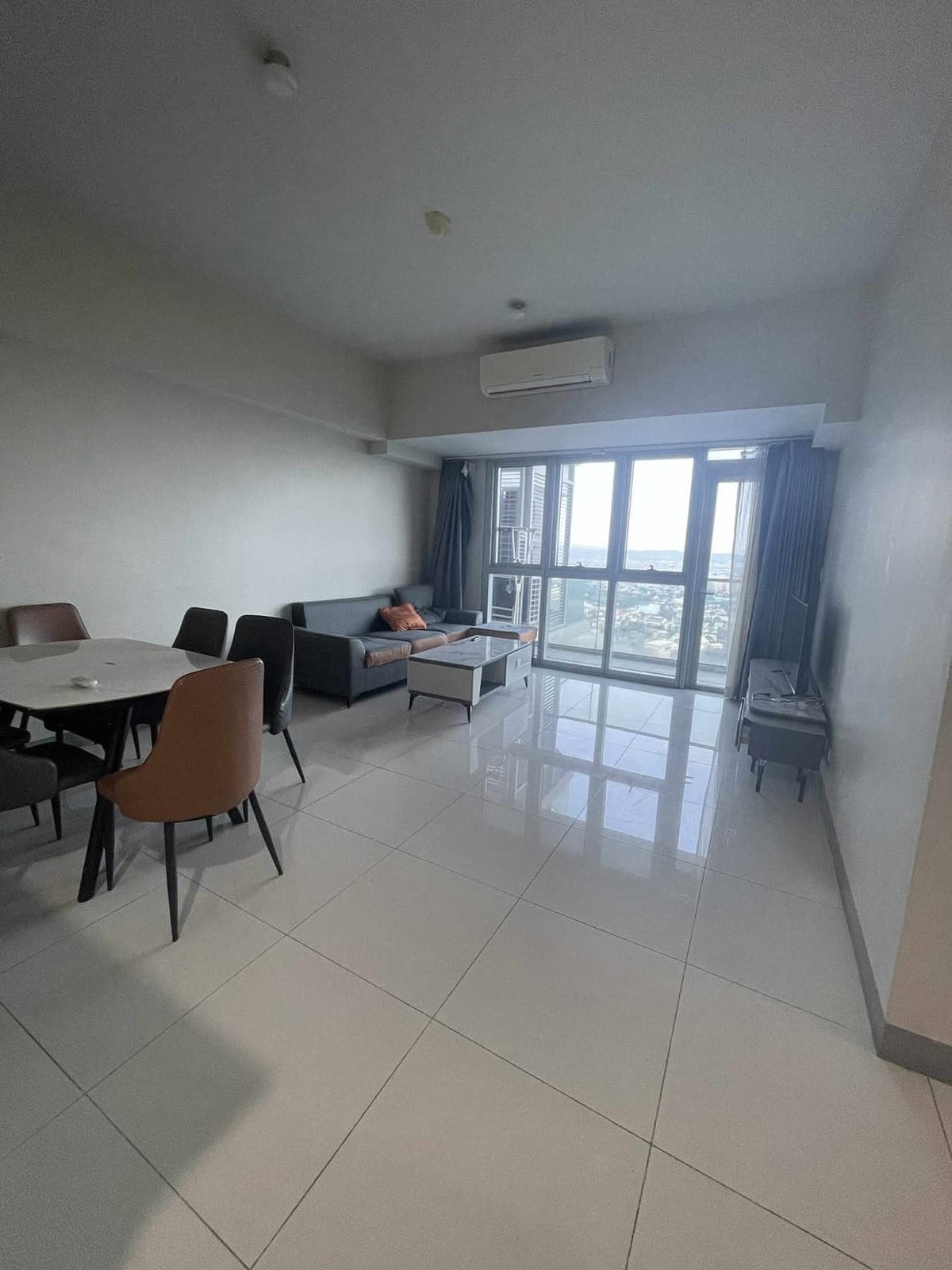 📣 FOR RENT | 3BR + Maid’s Room – ₱125,000 / month - photo 3