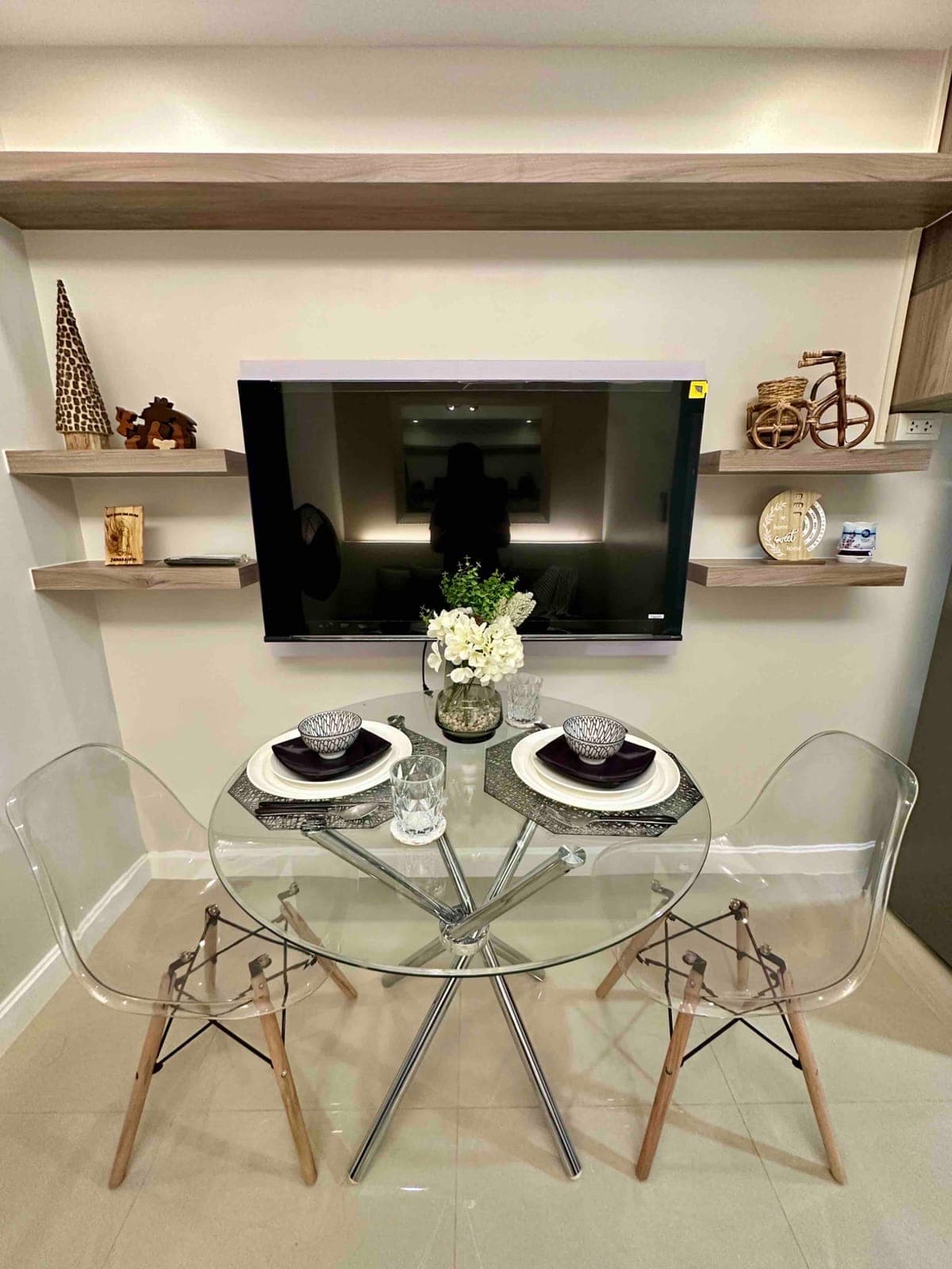 PARK MCKINLEY WEST TOWER B - photo 1