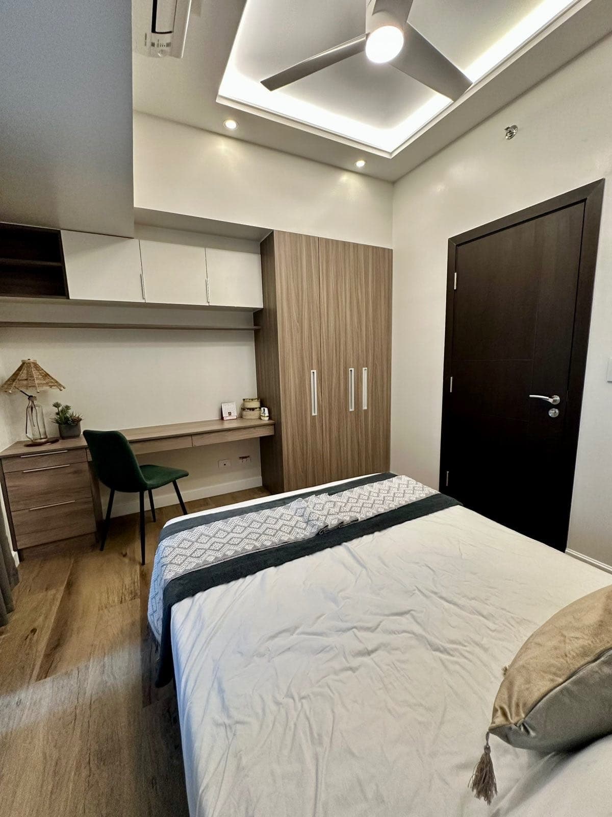 PARK MCKINLEY WEST TOWER B - photo 3