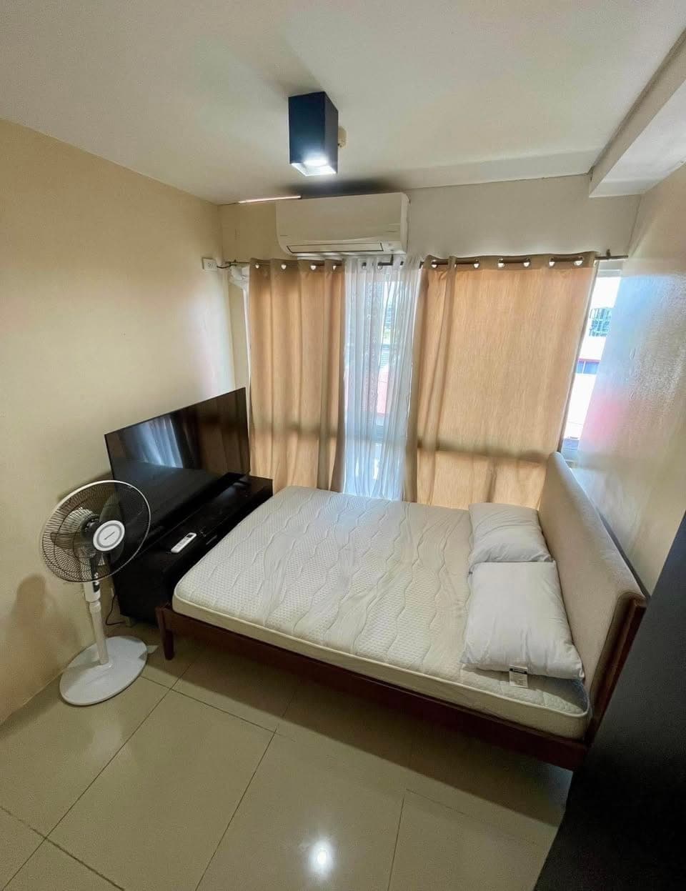 **Primavera Residences Condo for Rent** - photo 2