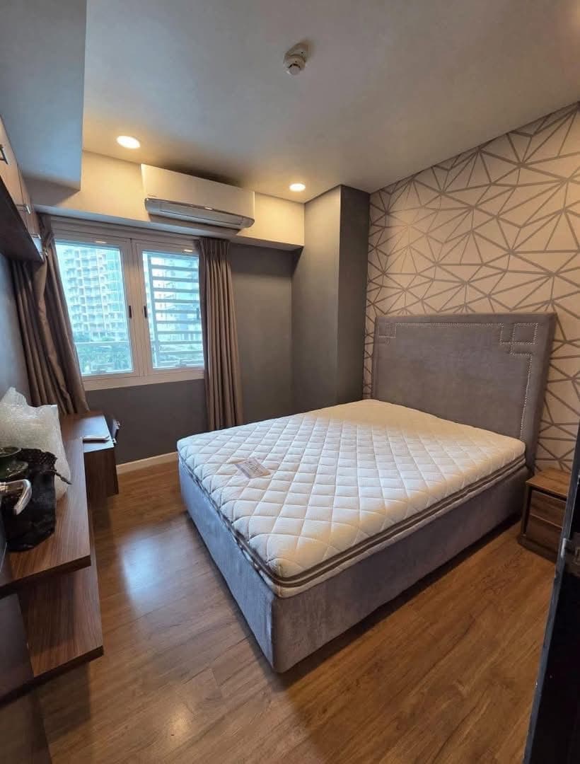 2BR UNIT FOR RENT IN SERENDRA SEQUOIA BGC - photo 8