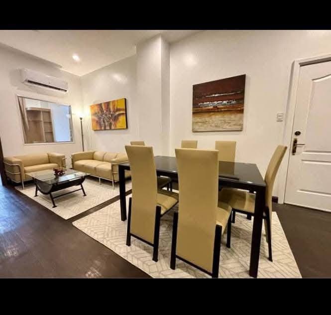 NEWLY RENOVATED CONDO FOR RENT BGC BURGOS CIRCLE...50K A MONTH - photo 6