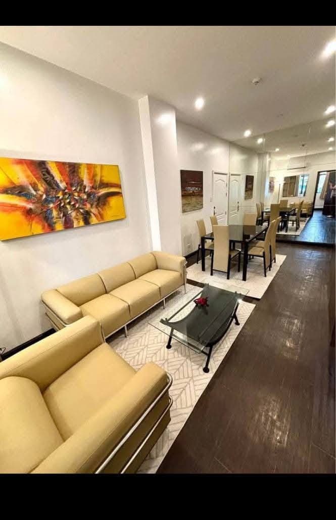 NEWLY RENOVATED CONDO FOR RENT BGC BURGOS CIRCLE...50K A MONTH - photo 7