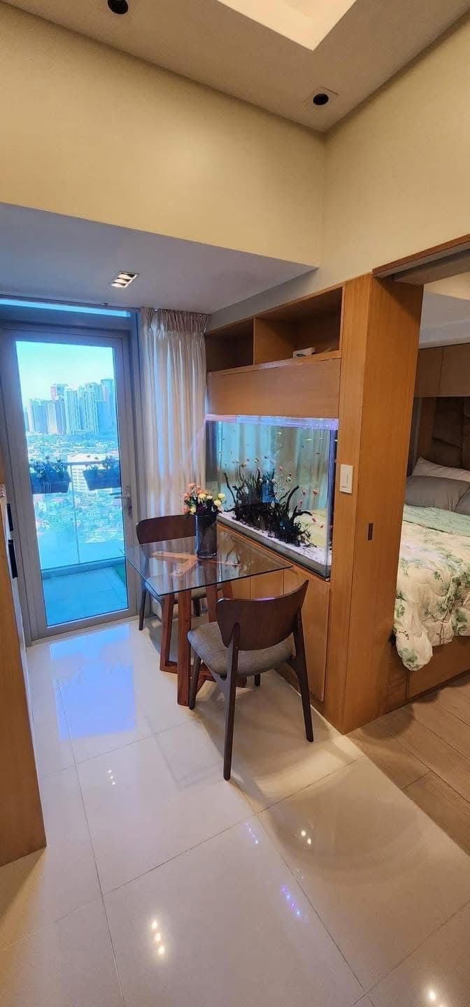 For Lease – Uptown Parksuites, BGC - photo 1