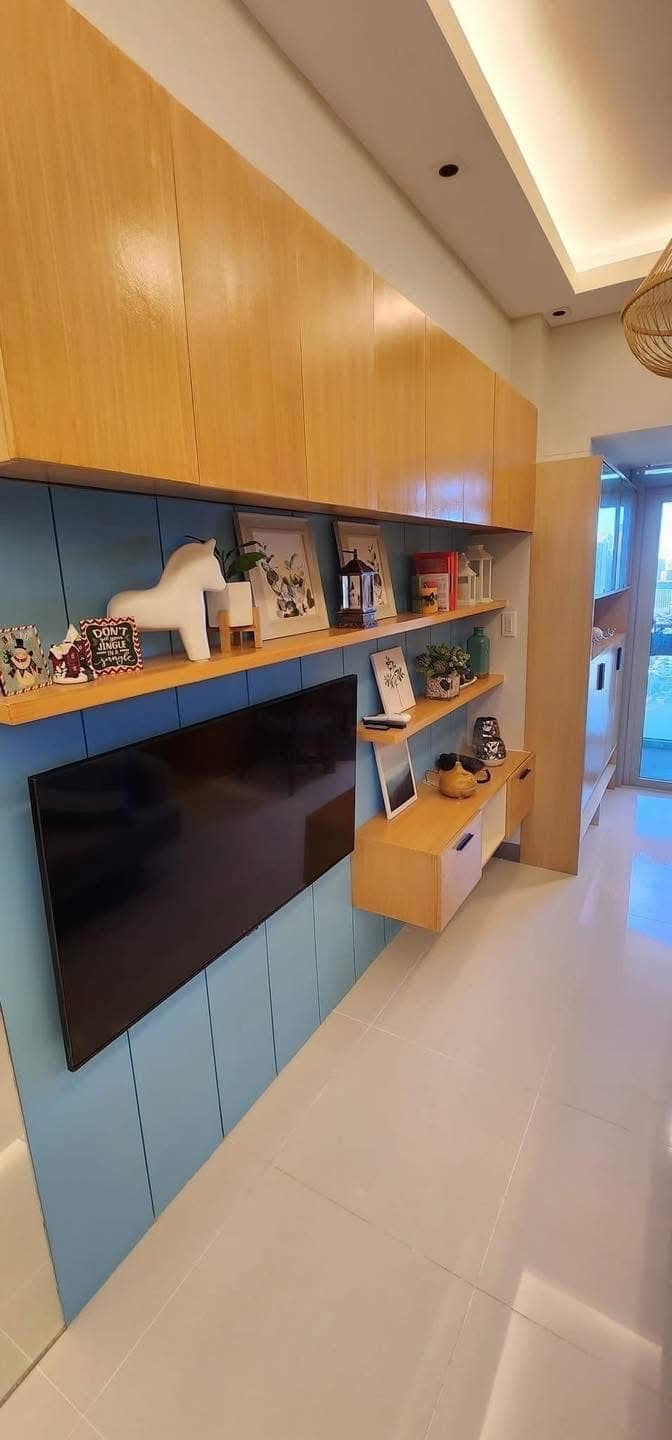 For Lease – Uptown Parksuites, BGC - photo 2