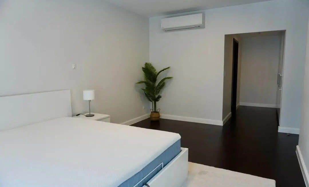 For Lease: 2BR Fully Furnished Condo Unit in Arca South, Taguig - photo 3