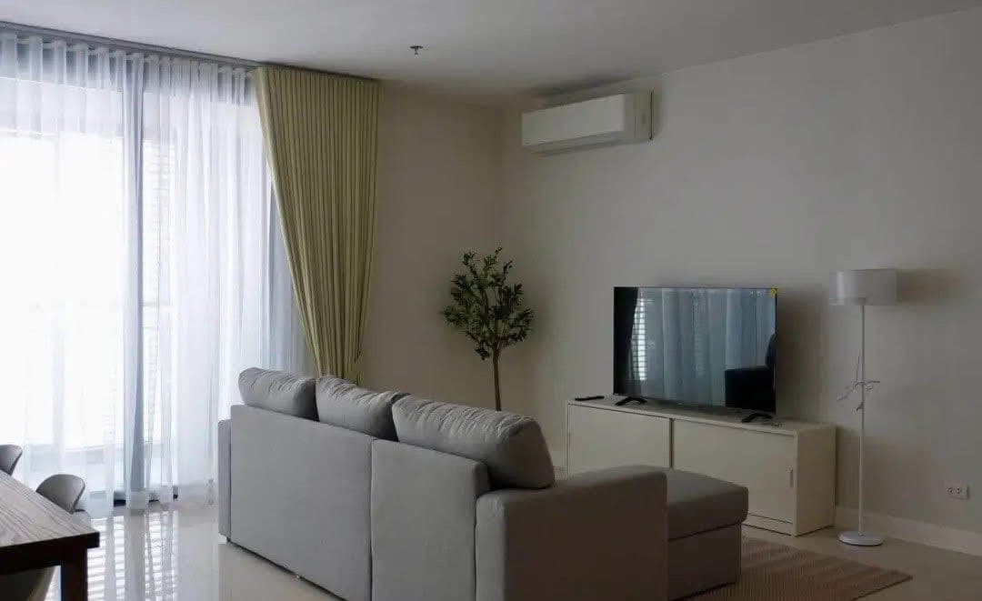 For Lease: 2BR Fully Furnished Condo Unit in Arca South, Taguig - photo 4
