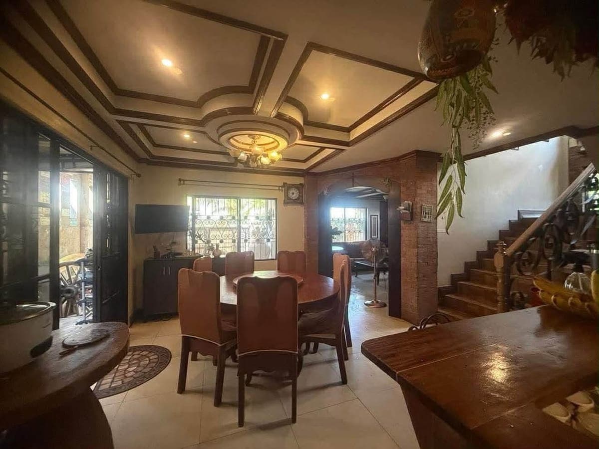 💰 HOUSE FOR RENT: ₱50,000/month - photo 5