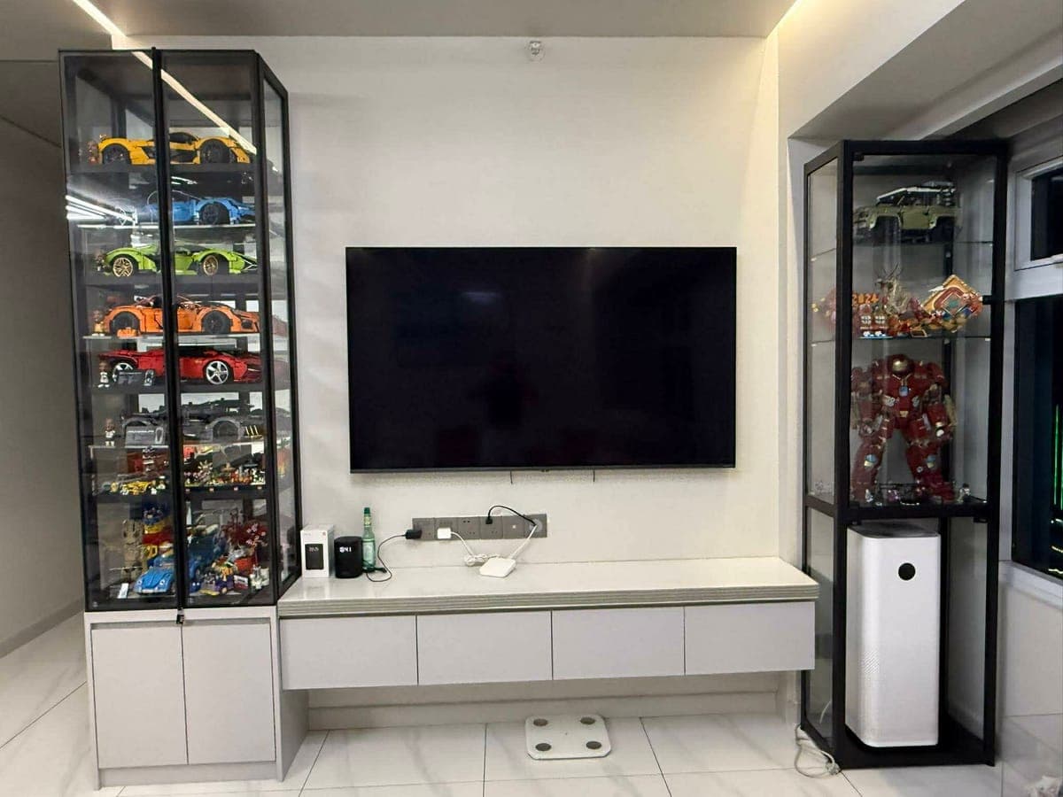 For lease: The Trion Tower - photo 15