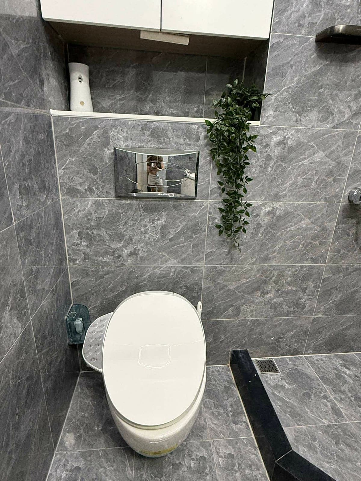 For lease: The Trion Tower - photo 3