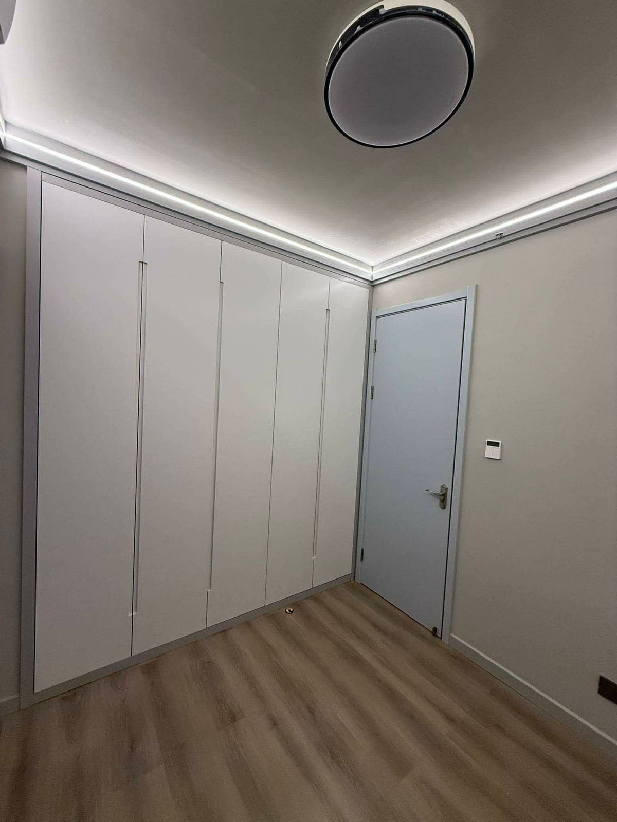 For lease: The Trion Tower - photo 21