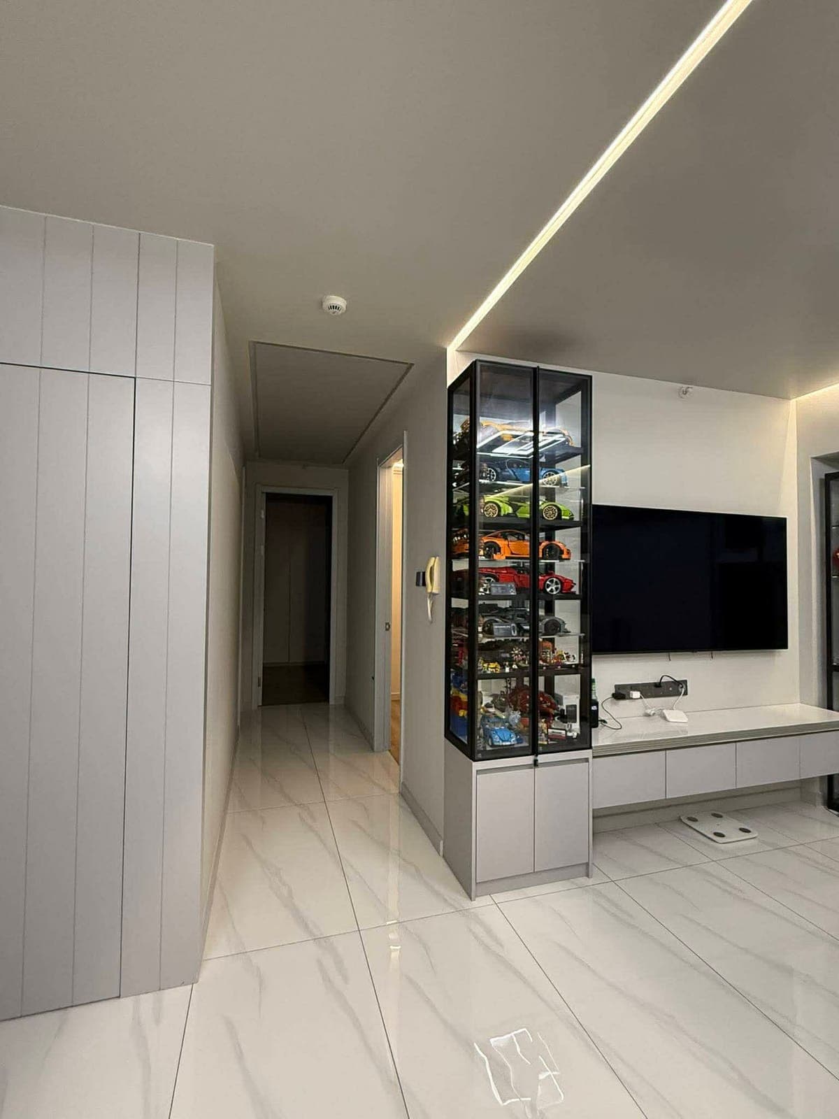 For lease: The Trion Tower - photo 25