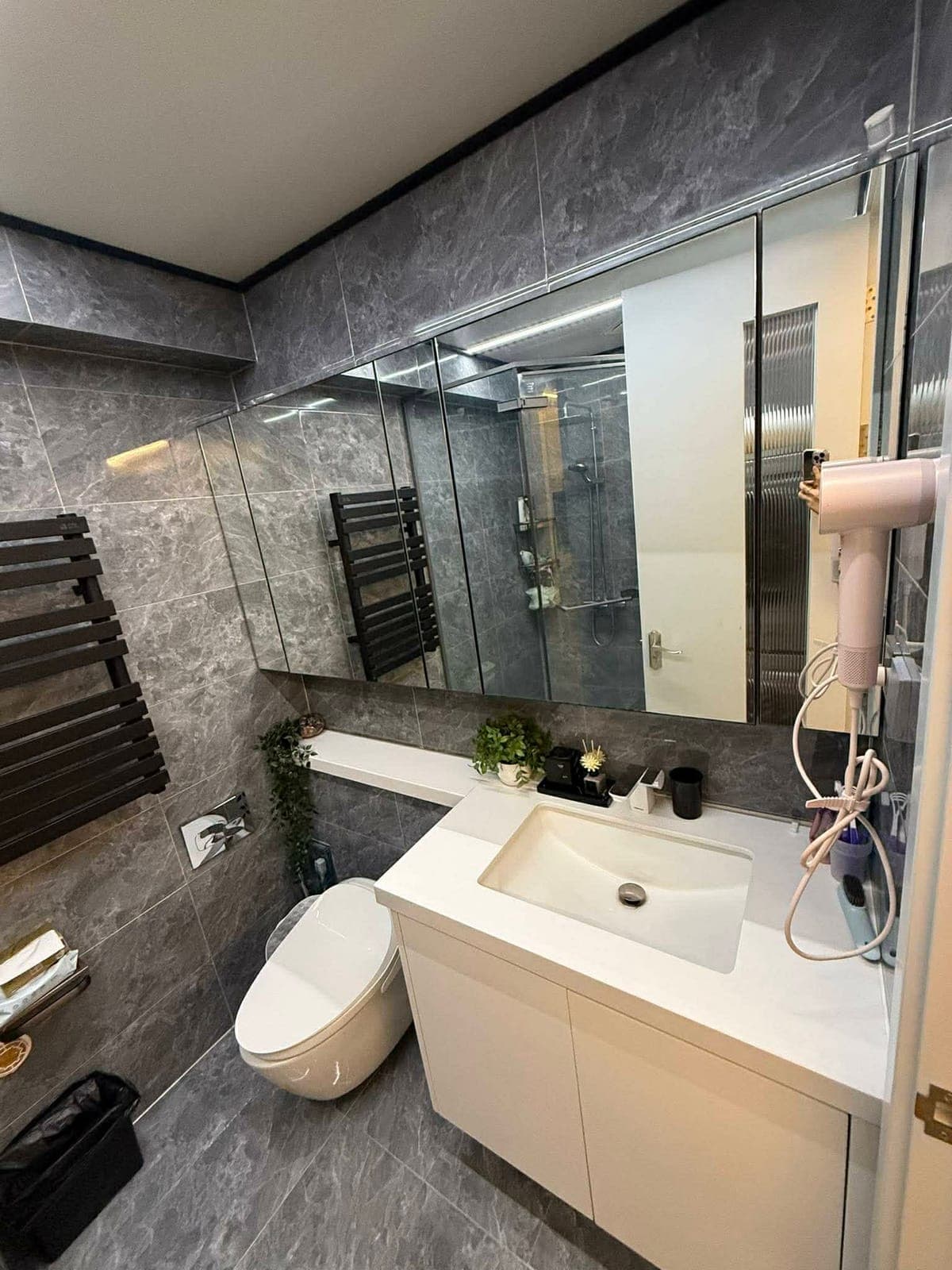 For lease: The Trion Tower - photo 7