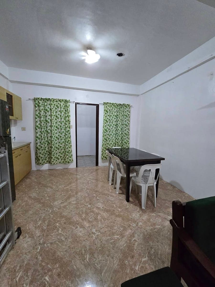 🏡 House for Rent - photo 3