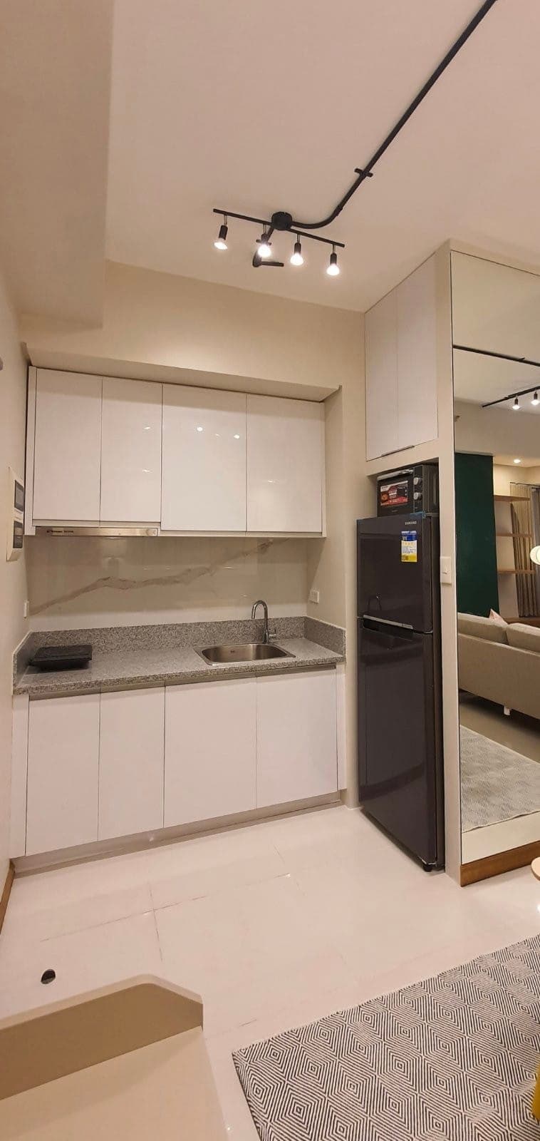 For Lease : Beautiful Condo Unit - The Levels Burbank, Filinvest City, Alabang 36.5sqm and Parking  | ₱ 40,000 - photo 12