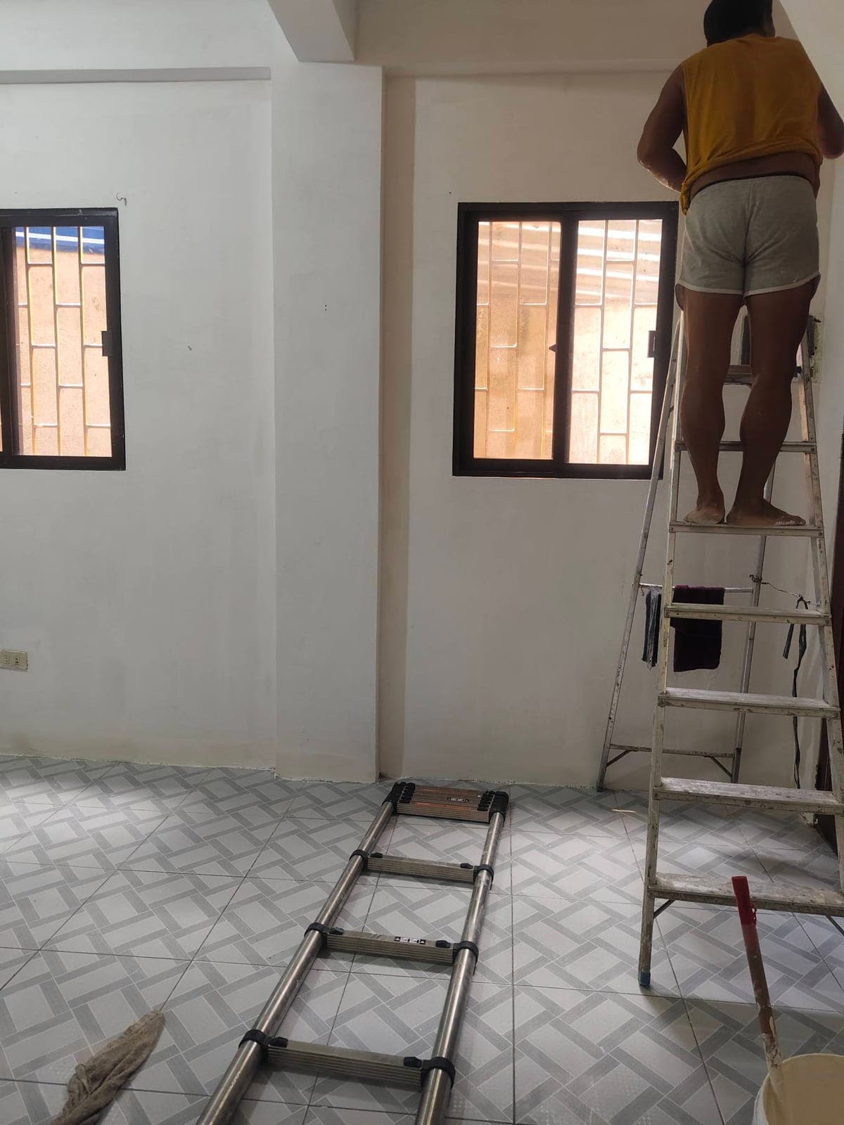 AVAILABLE ROOM FOR RENT - photo 5