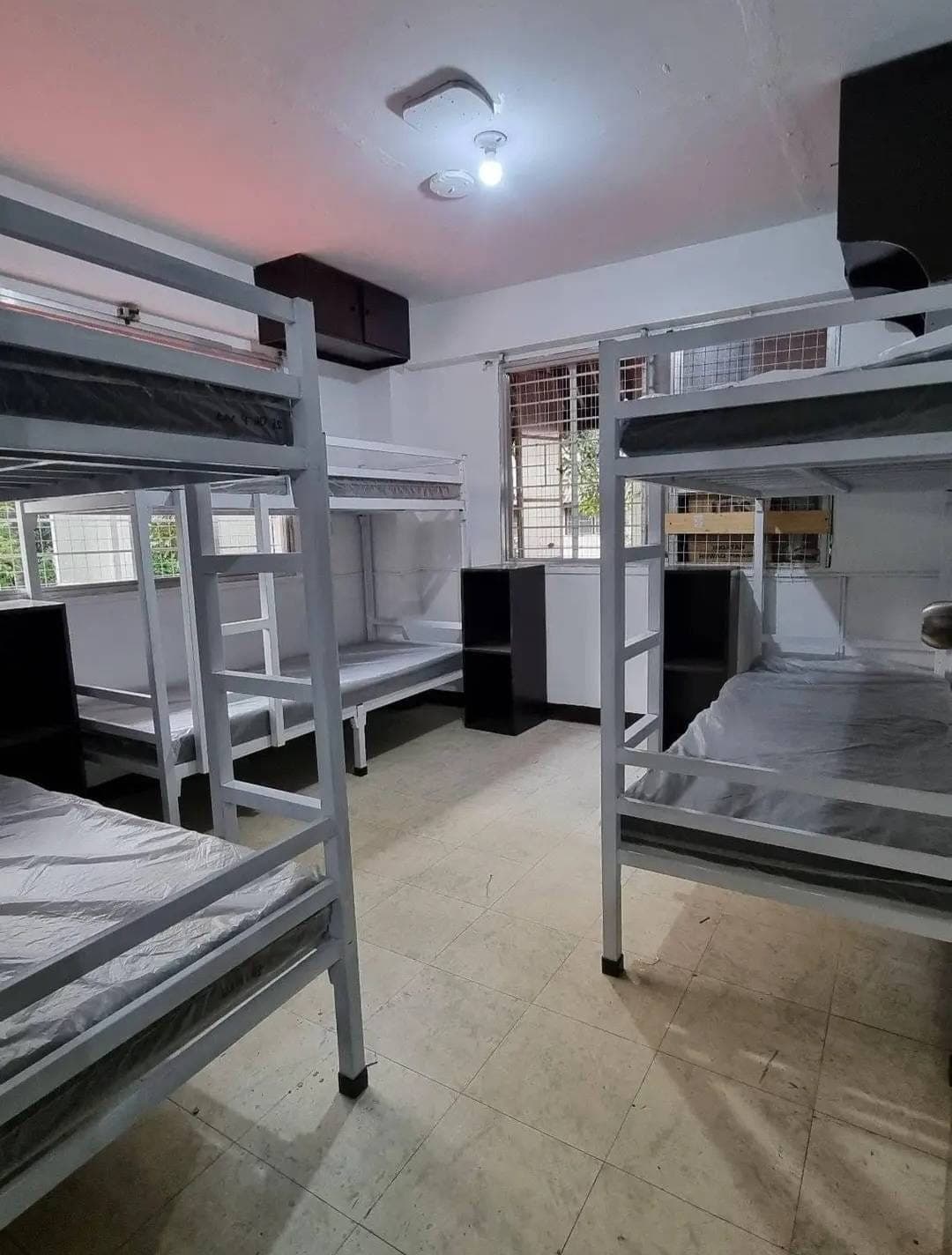 ✅️ Male Bedspacer Only - photo 3