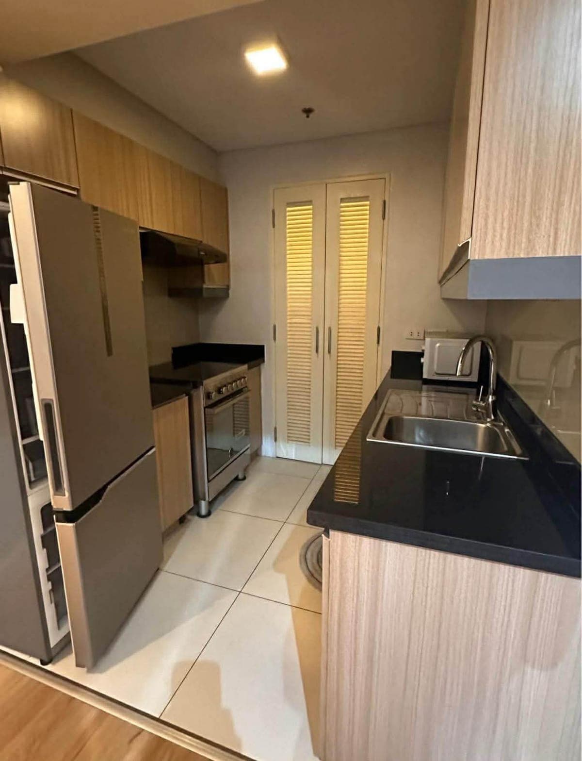 1BR UNIT FOR RENT IN ONE MARIDIEN BGC - photo 2