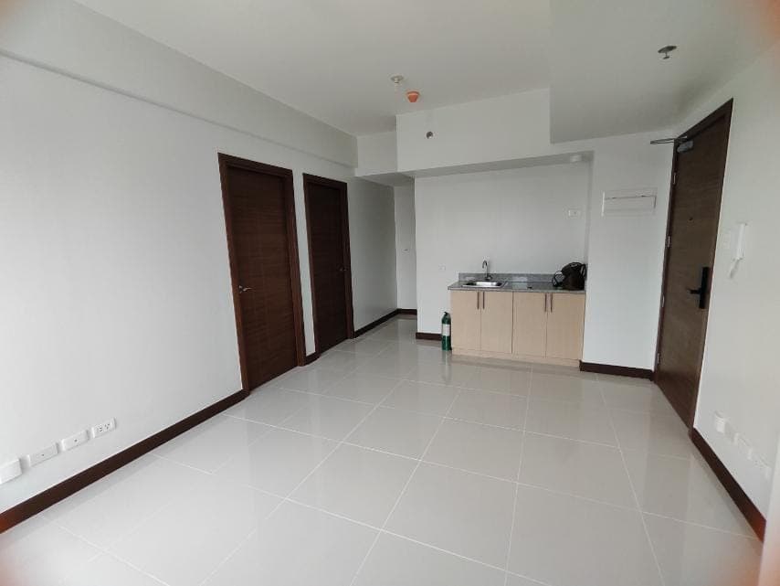 For Lease - photo 12