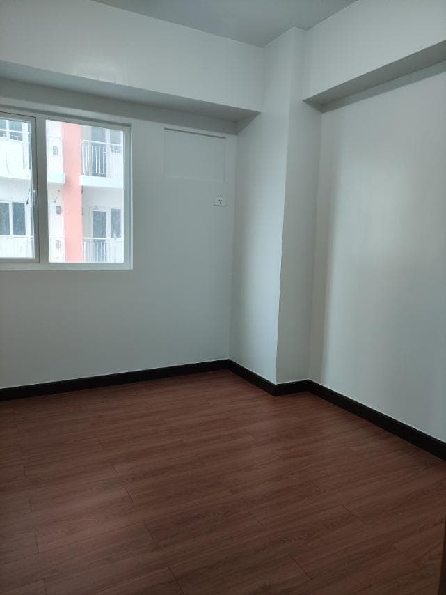 For Lease - photo 13