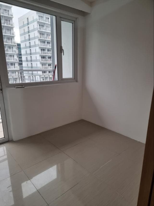 For Lease: - photo 8