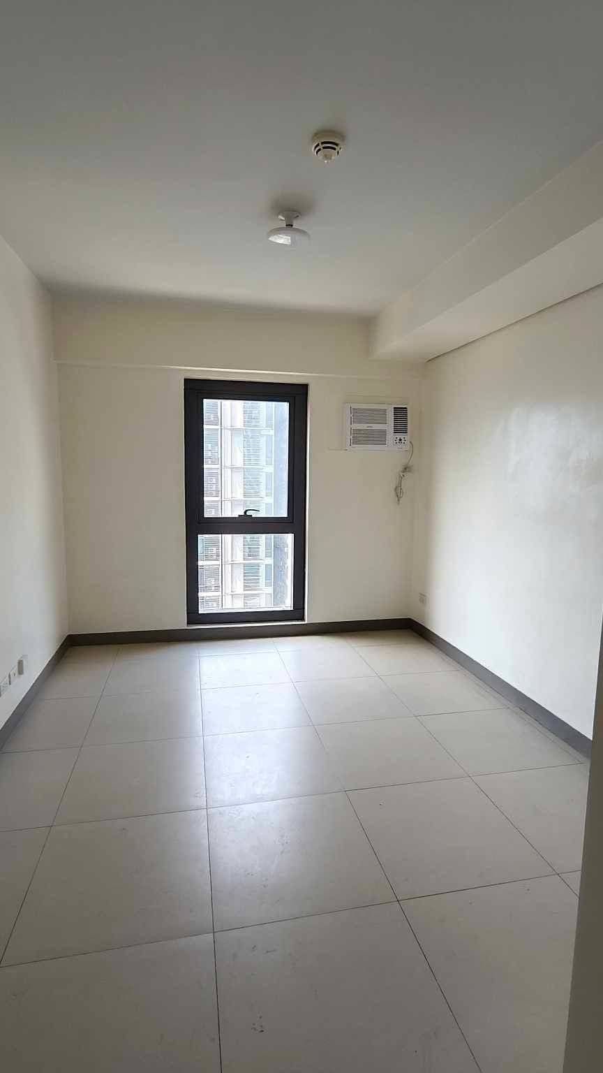 𝗙𝗢𝗥 𝗥𝗘𝗡𝗧 - BARE STUDIO UNIT WITH AC INSTALLED - photo 6