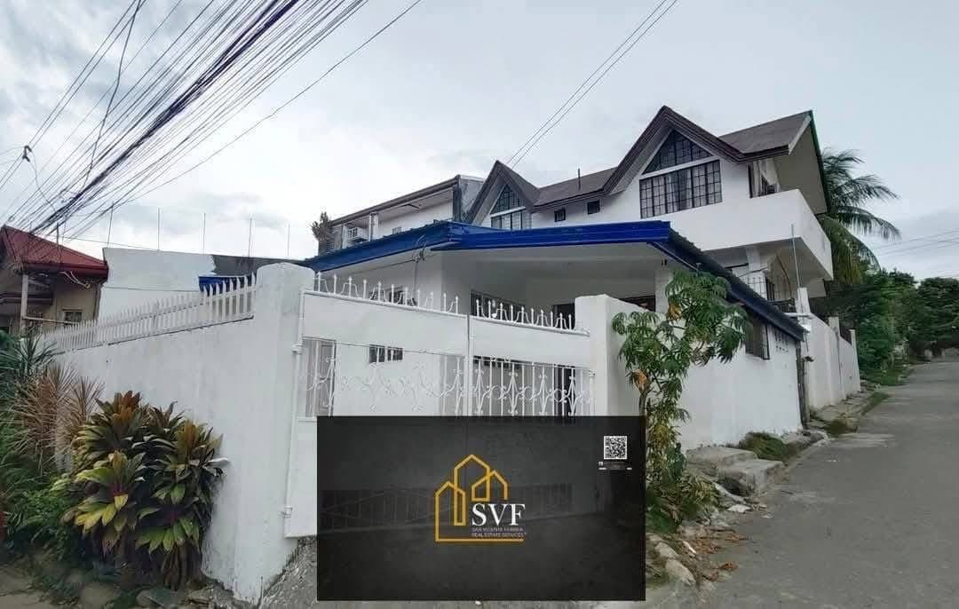 Gated house for rent - photo 1
