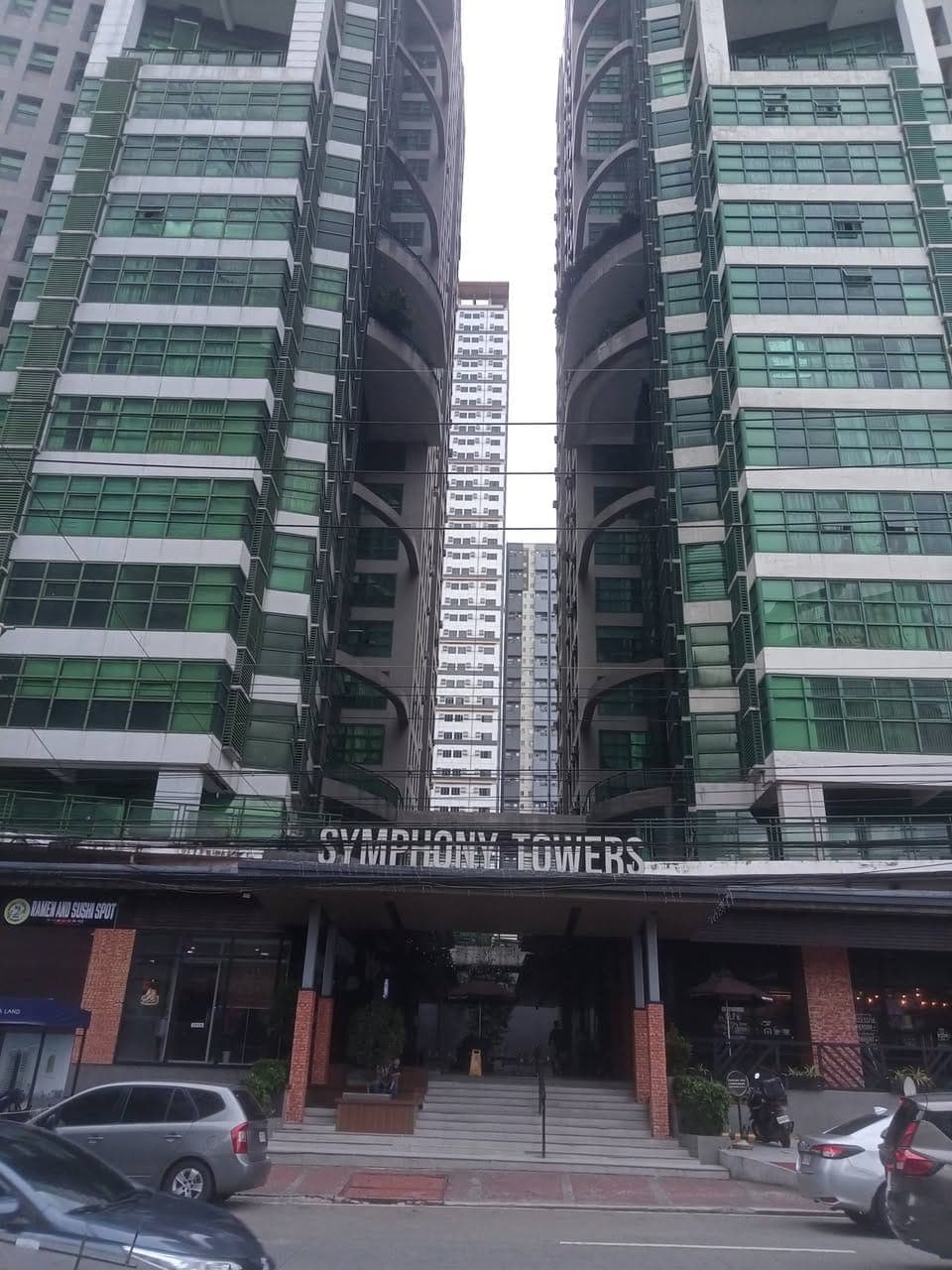 Studio furnished unit for rent at Symphony towers-Timog-Sgt Esguerra QC near GMA7  MRT - photo 2