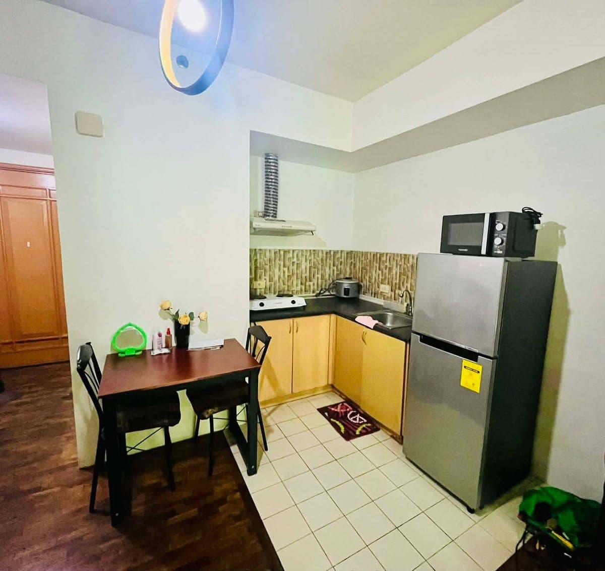 Makati condo Male sharing near rcbc plaza and Makati med - photo 4