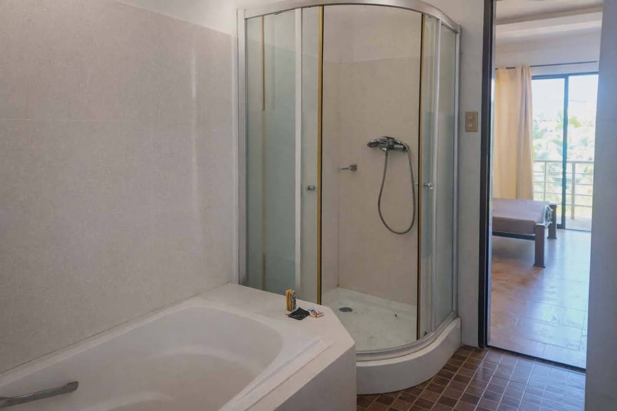 For Rent: Semi-Furnished 2-Storey House at Hillsborough Pointe - photo 5