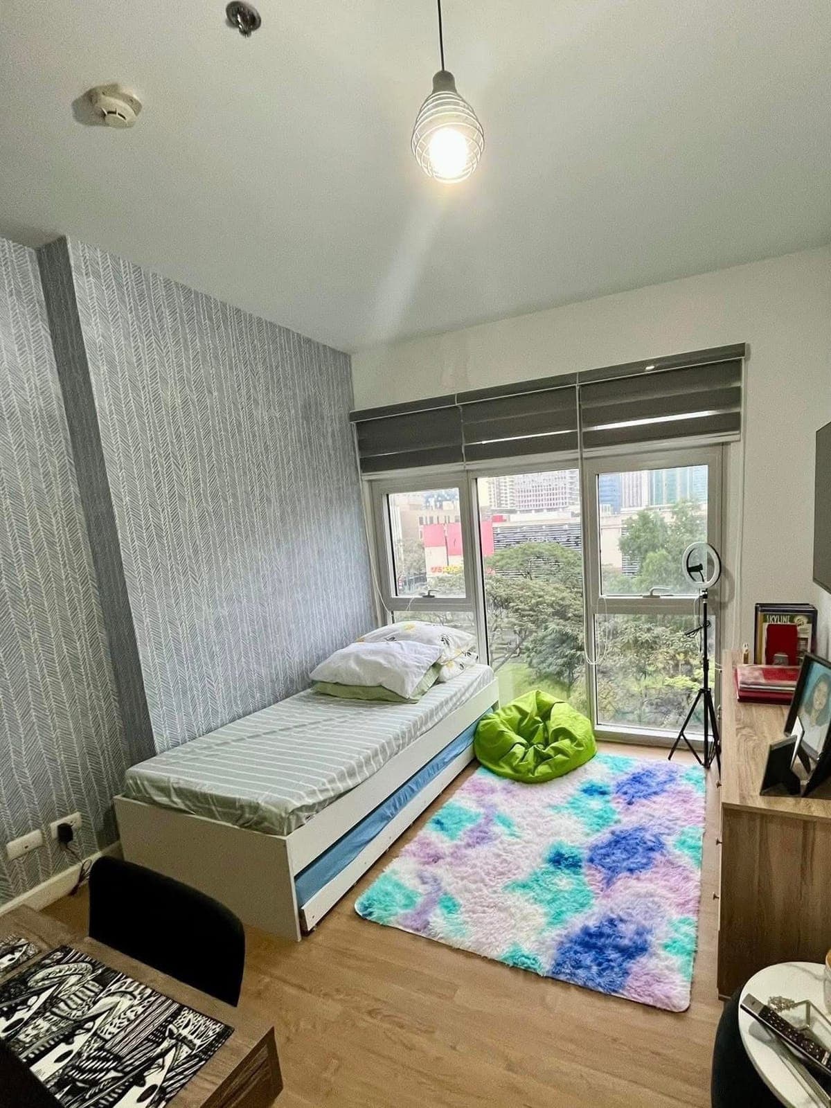 For Lease: Fully Furnished 2 Bedroom Unit in Verve Residences Tower 2 BGC, Taguig - photo 2