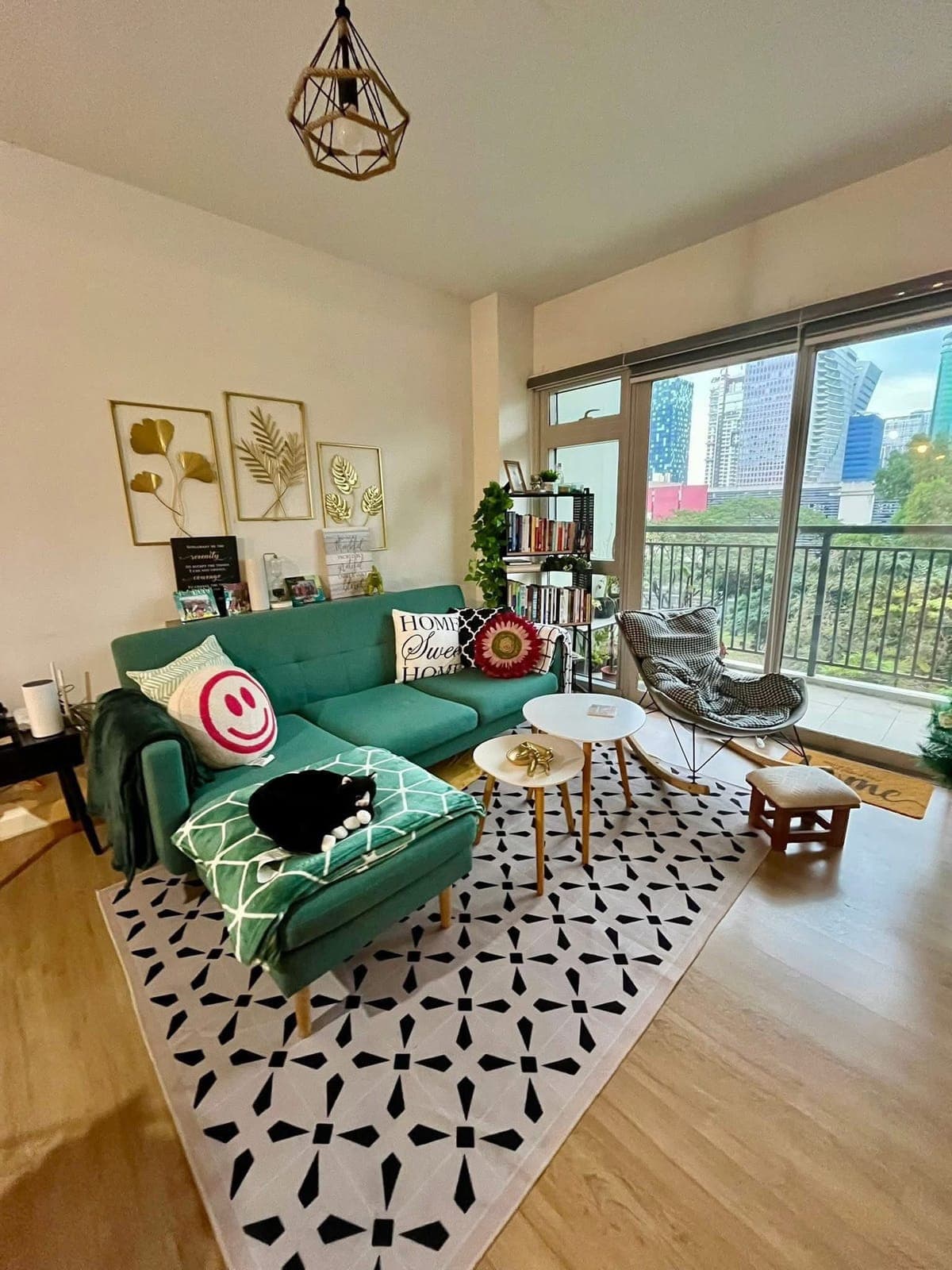 For Lease: Fully Furnished 2 Bedroom Unit in Verve Residences Tower 2 BGC, Taguig - photo 3