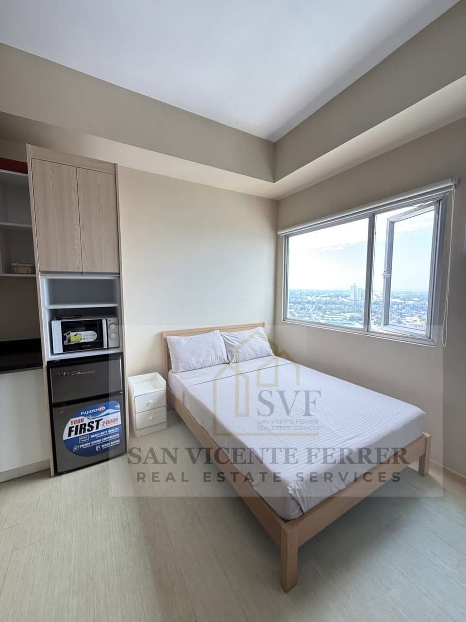 FULLY FURNISHED STUDIO UNIT - photo 1