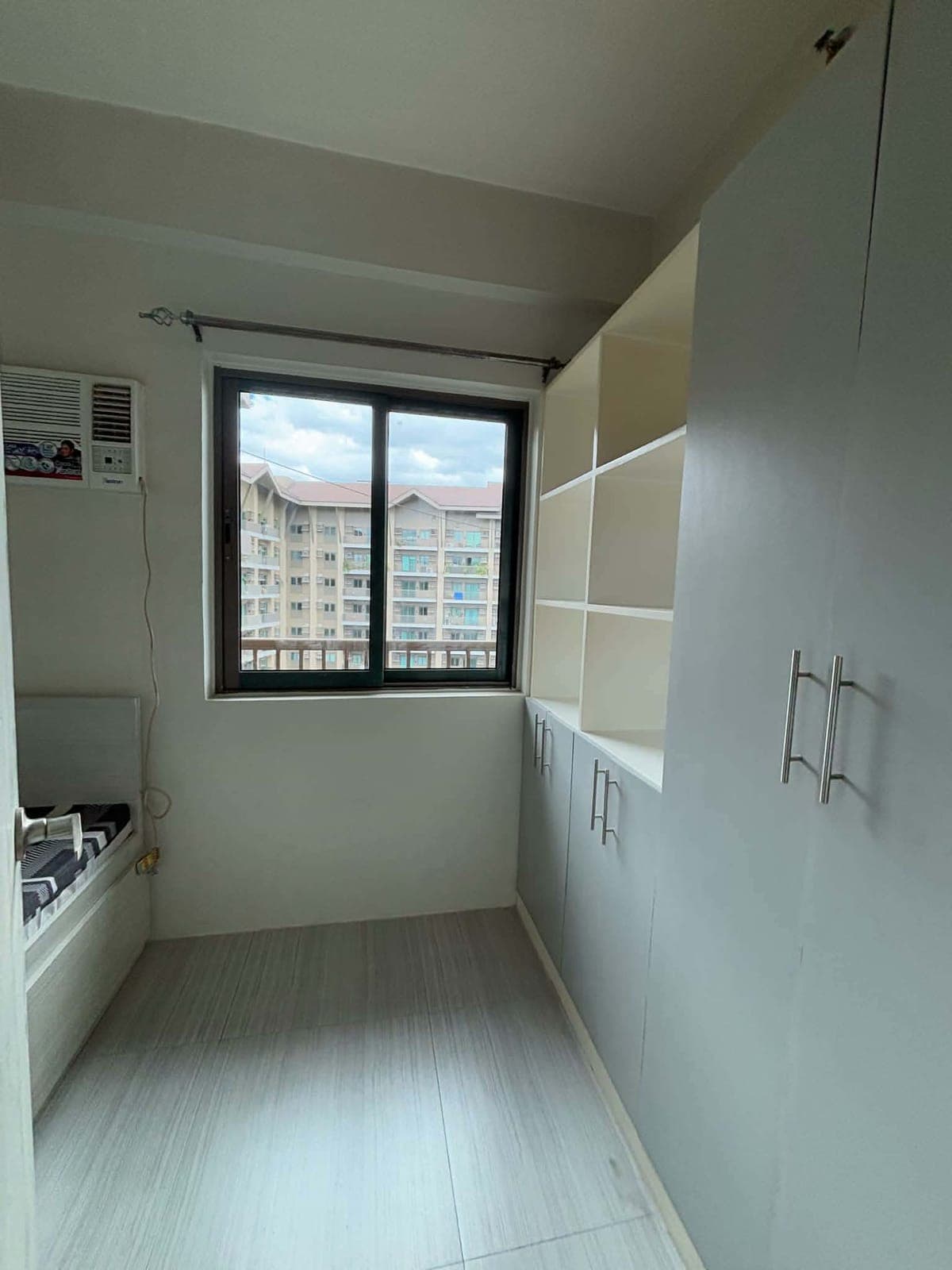 ✨ FOR RENT :: ACACIA ESCALADES CONDO UNIT - photo 11