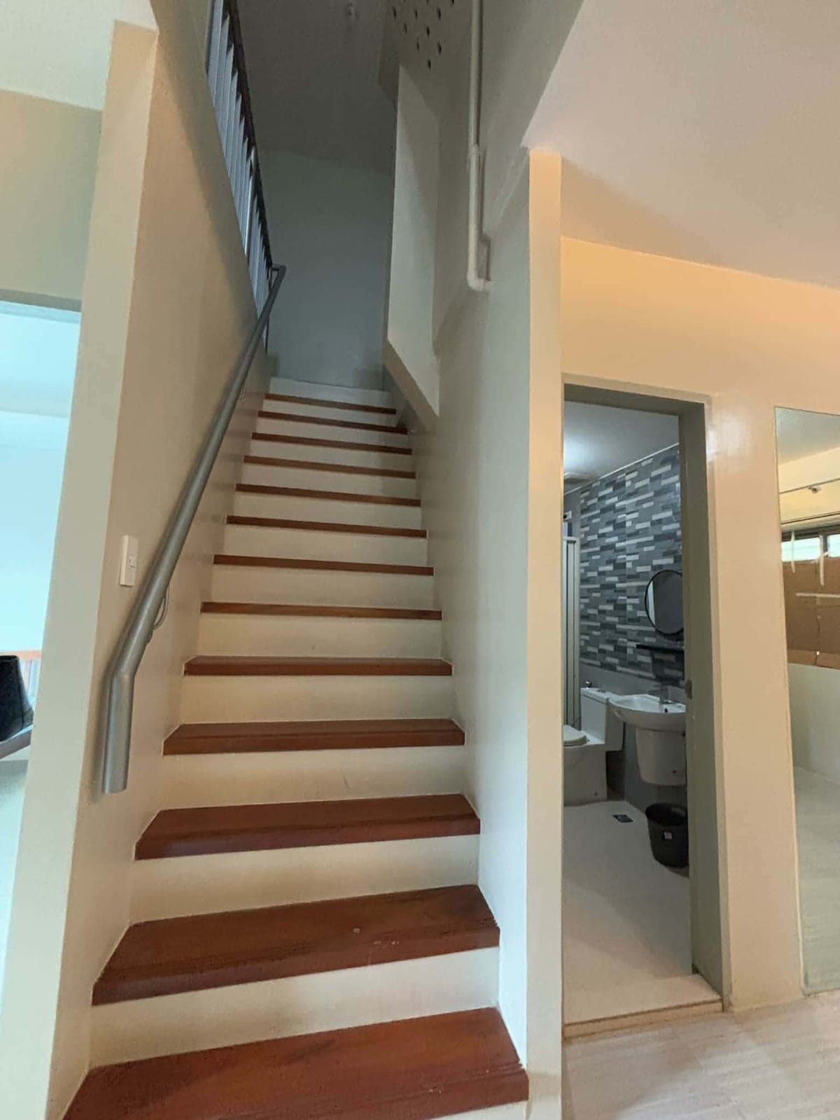 ✨ FOR RENT :: ACACIA ESCALADES CONDO UNIT - photo 4