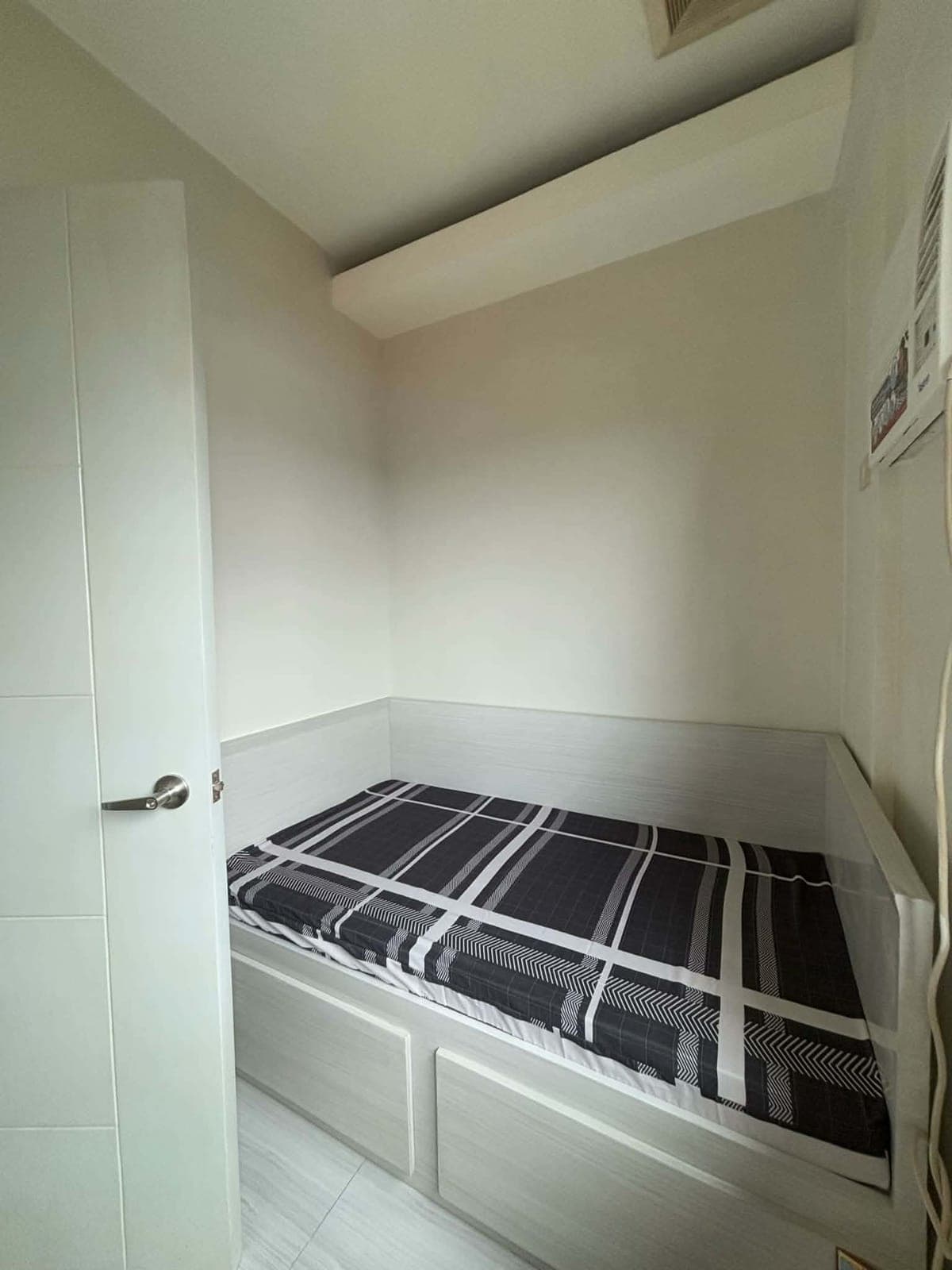 ✨ FOR RENT :: ACACIA ESCALADES CONDO UNIT - photo 8