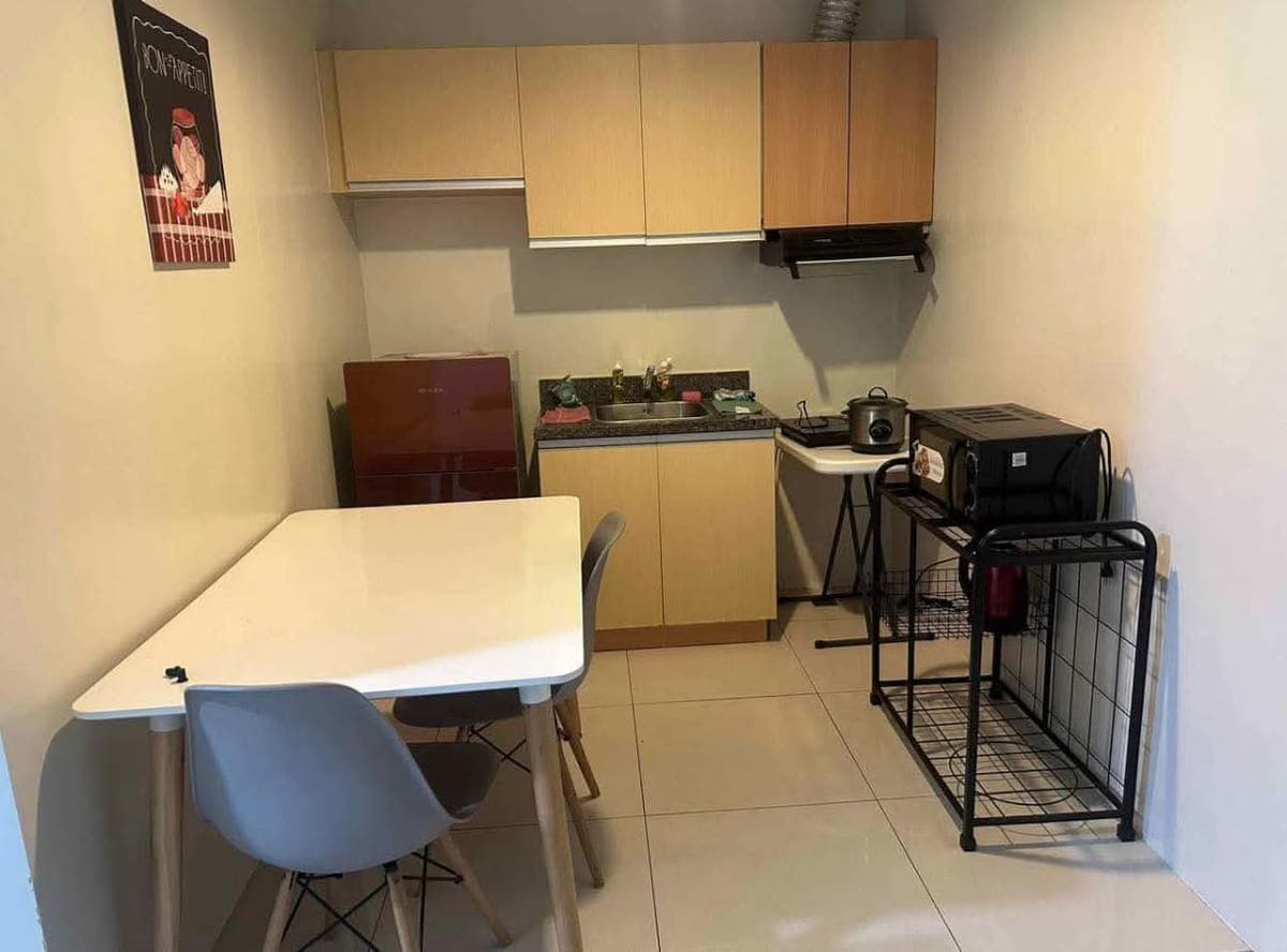 1BR UNIT FOR RENT IN PARK WEST BGC - photo 1