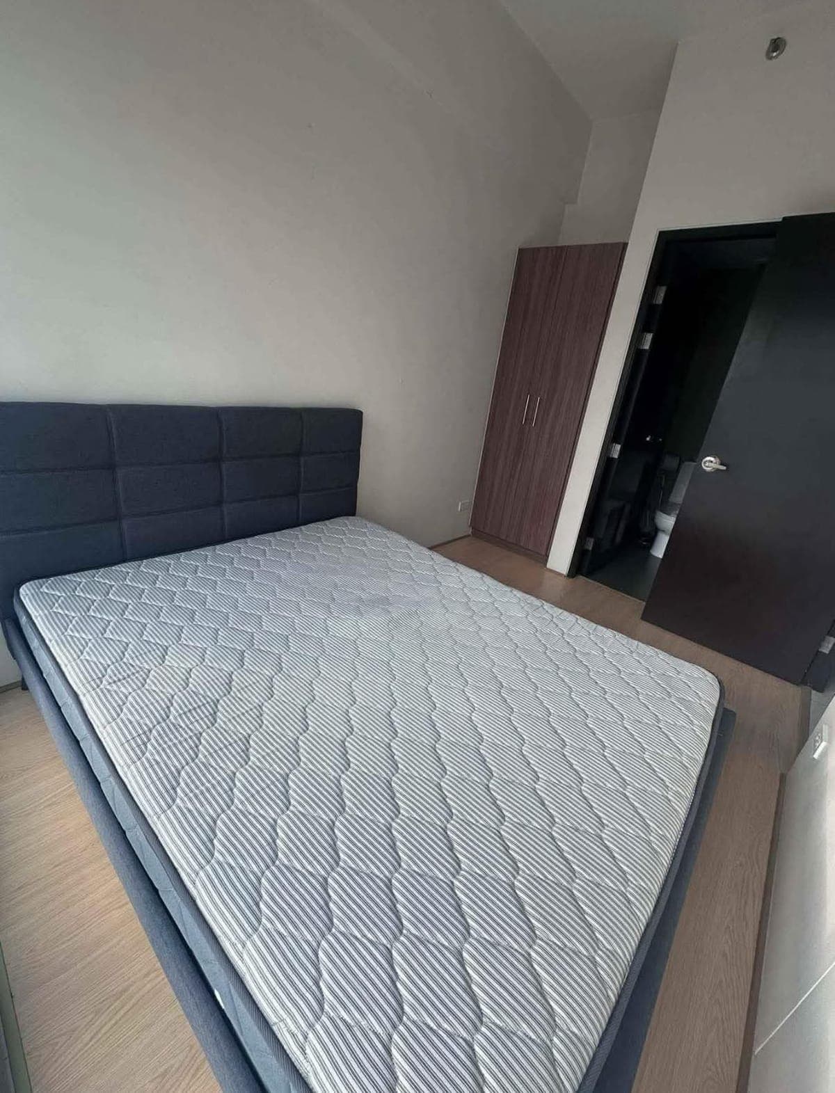 1BR UNIT FOR RENT IN PARK WEST BGC - photo 5