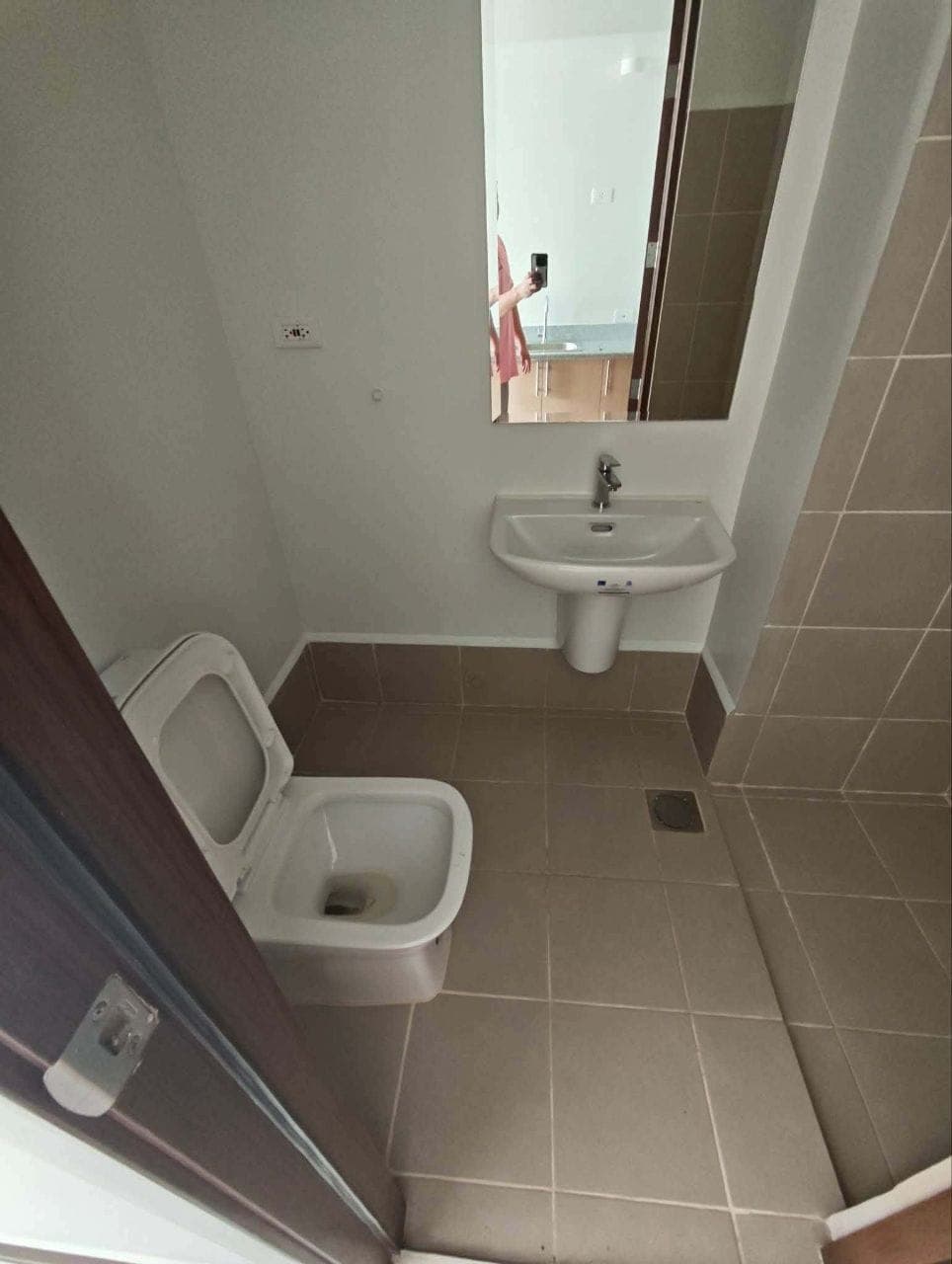 𝗙𝗢𝗥 𝗥𝗘𝗡𝗧 - photo 1