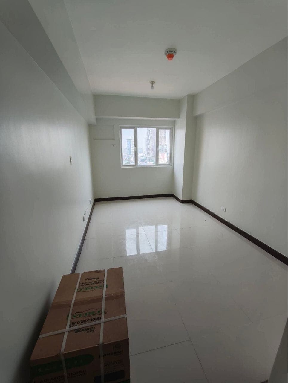 𝗙𝗢𝗥 𝗥𝗘𝗡𝗧 - photo 4