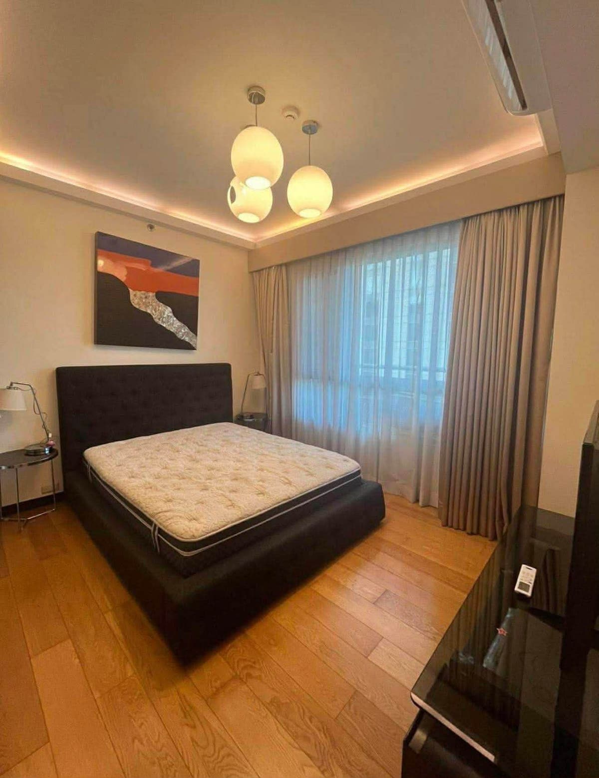 One Serendra - photo 2