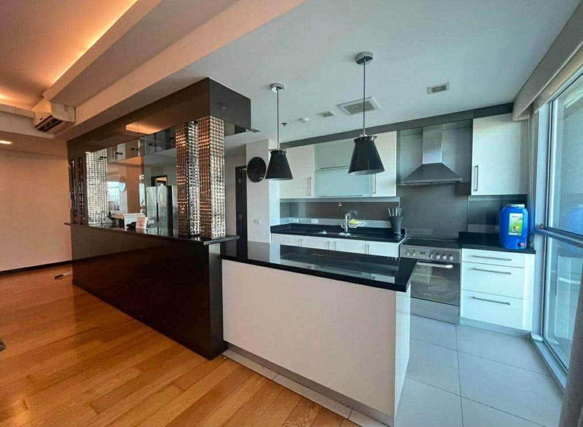 One Serendra - photo 4