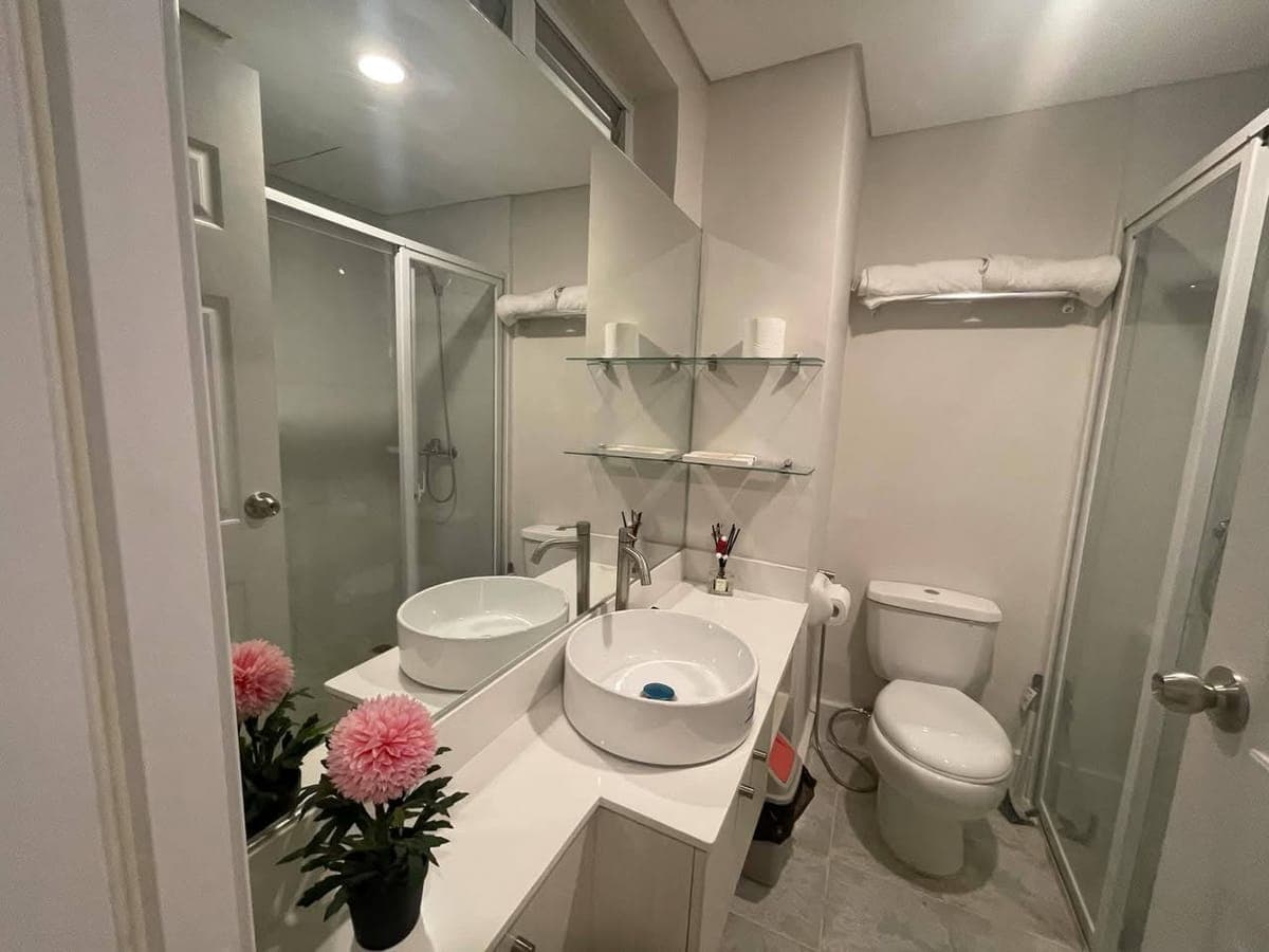 For rent fully furnished studio unit in Amani Grand Residences - photo 4