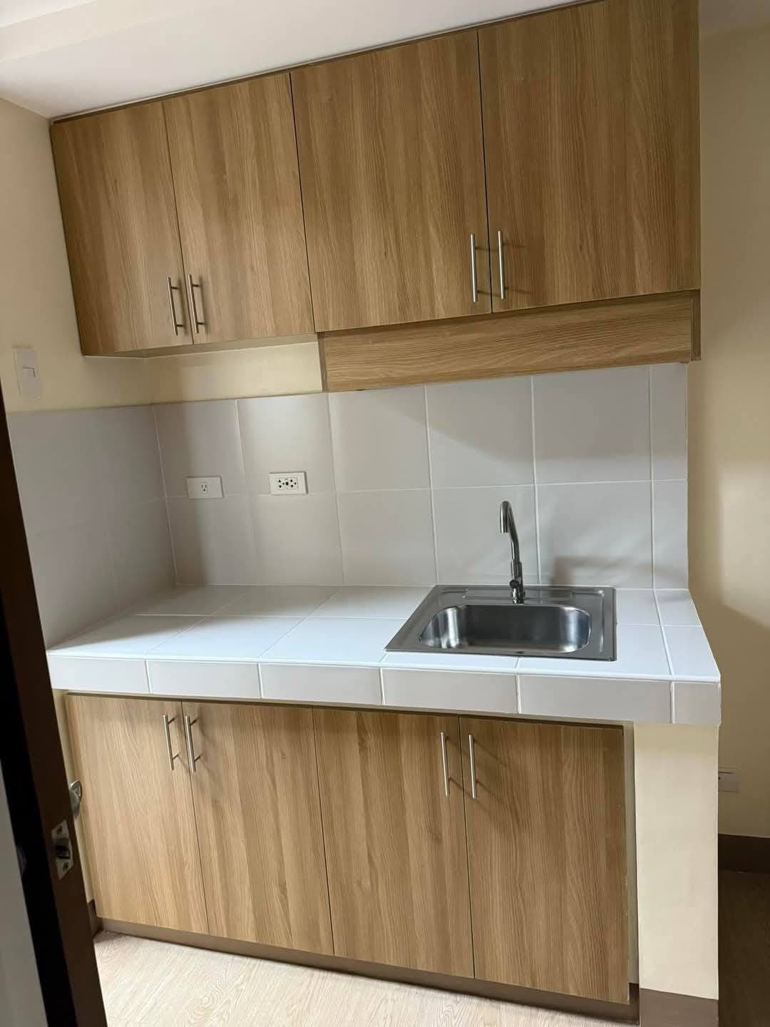 Condo for Rent: Available mid of May onwards - photo 5