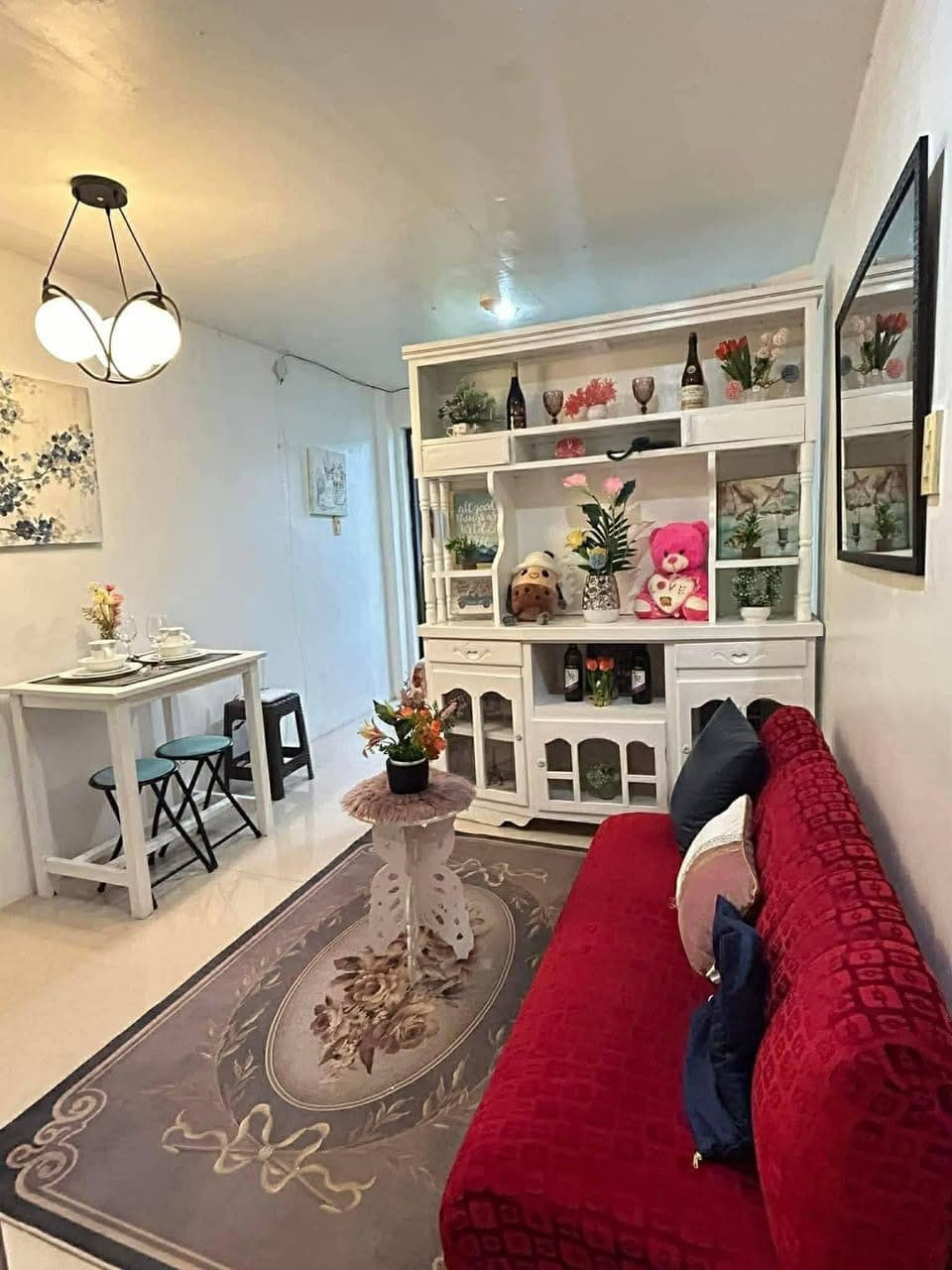 Familia Apartment For Rent - photo 2